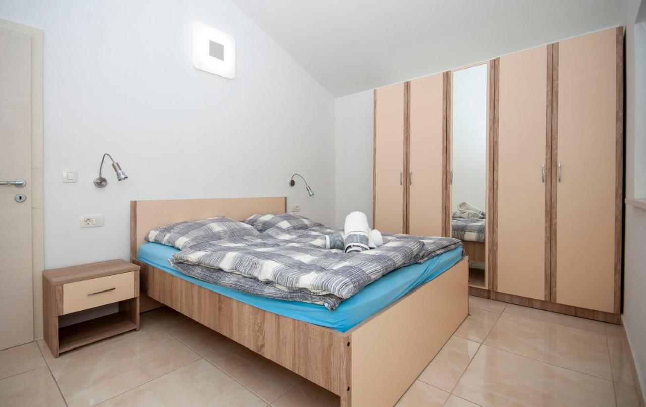 Apartment Medici Deluxe Mimice